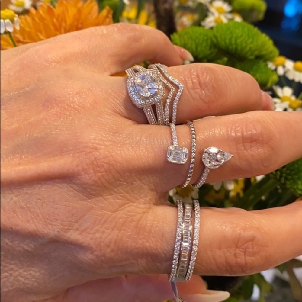 Guard Band Ring double Row CZ Ring size 8